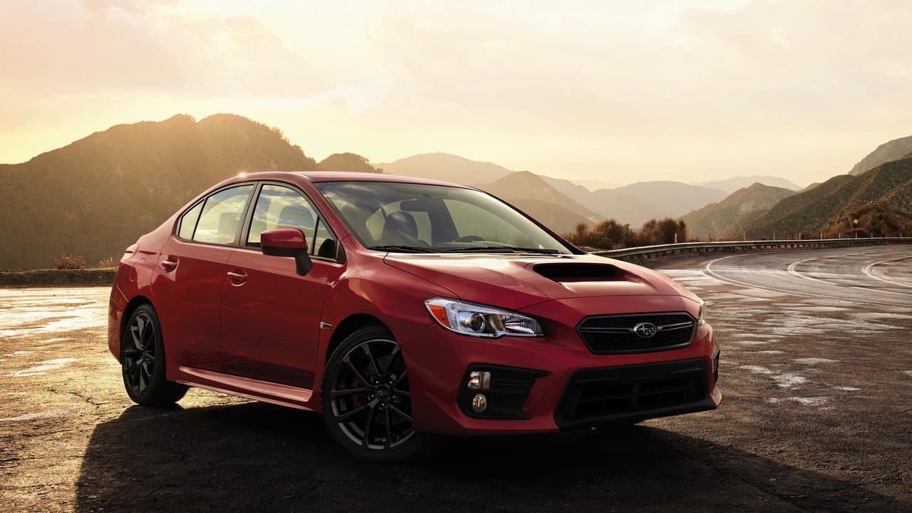 <b>Autos pequeños: </b>El
<b><a href="http://www.univision.com/noticias/a-bordo/toyota-corolla-2017-prueba-a-bordo-completa-video">Toyota Corolla</a></b>, el automóvil de pasajeros más vendido del mundo es uno de los ganadores del premio ‘Selección Tope de Seguridad Plus’ del IIHS.
<br>