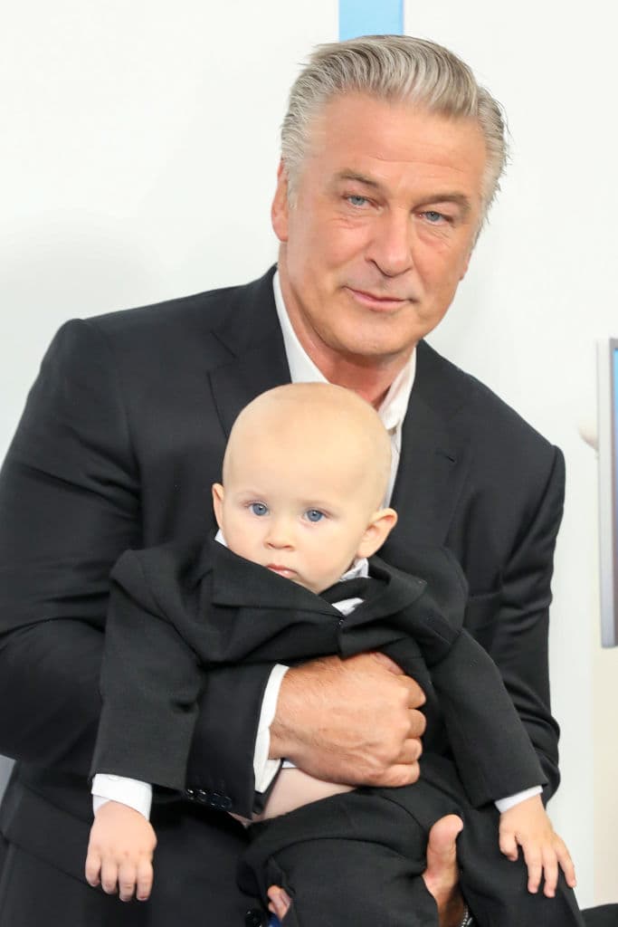 Hace poco se dio a conocer que el actor 
<b>Alec Baldwin</b> sería padre, por séptima ocasión, a los 64 años junto a su esposa, Hilaria Thomas. Sus otros hijos son: Ireland de 26, Carmen de 8, Rafael de 6, Leonardo de 5, Romeo Alejandro de 3 y Eduardo de un año.