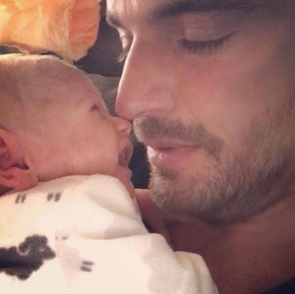 Fue apenas el pasado 13 de octubre que el actor Julián Gil envió un sentido mensaje a su pequeño hijo Matías, a quien tuvo con Marjorie de Sousa hace casi dos años y con el que no ha podido convivir como él quisiera por los problemas que tiene con su ex.