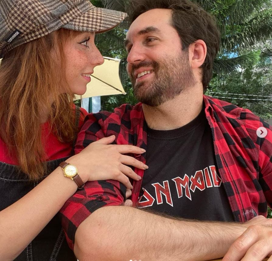 "Hicimos la prueba Antonio y yo, y temblábamos", dijo, "mi papá ya lo sabe
<b> <a href="https://www.univision.com/shows/hoy/10-fotos-de-natalia-tellez-que-muestran-por-que-las-pecas-son-hermosas-fotos">y hasta compró cuna</a></b>". 
<br>