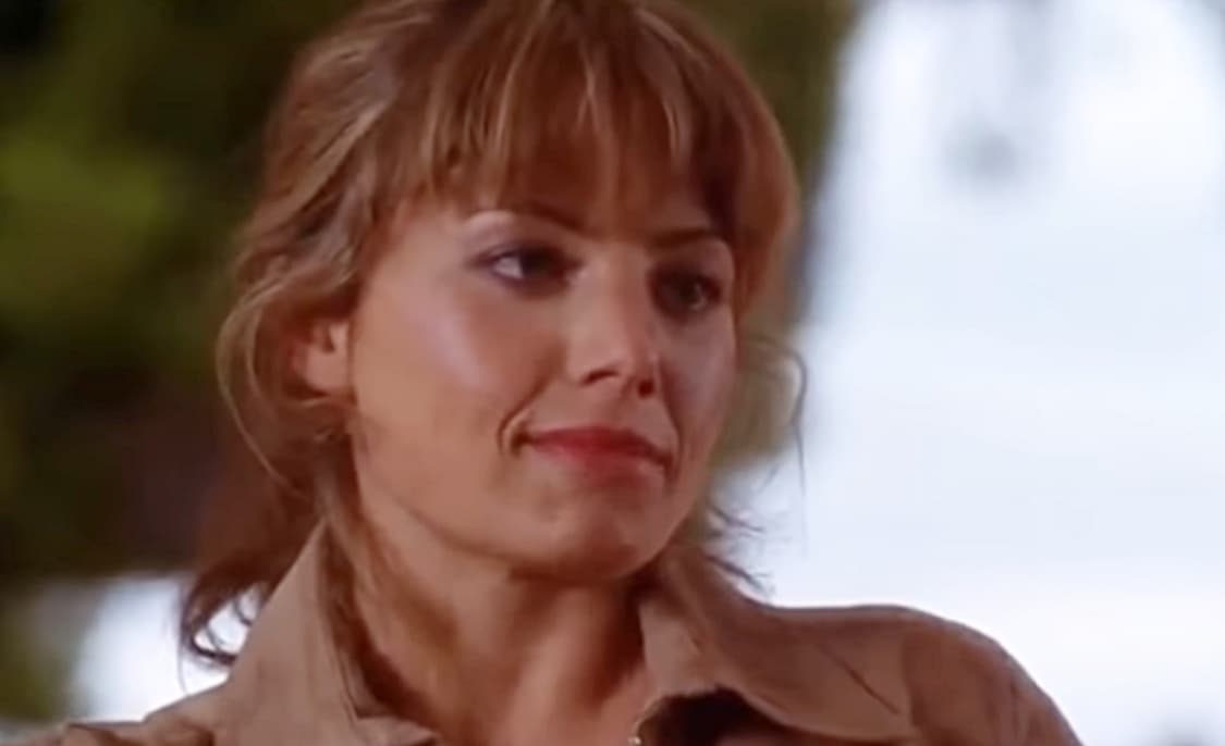<b>Erica Durance</b>
<br>Lois Lane, uno de los personajes más importantes en la historia de Superman, fue introducida en 'Smallville' hasta su cuarta temporada. Era la prima de Chloe Sullivan y con el tiempo comenzó una relación con Clark Kent.
<br>