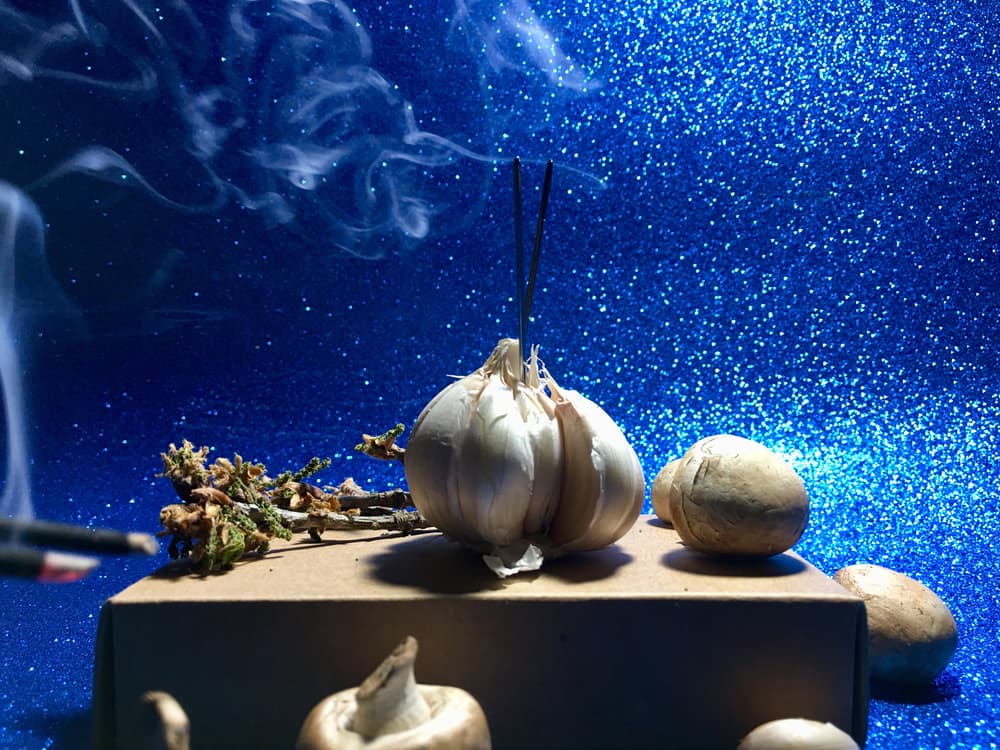 Pequeño pero muy potente, descubre las propiedades mágicas y esotéricas del ajo