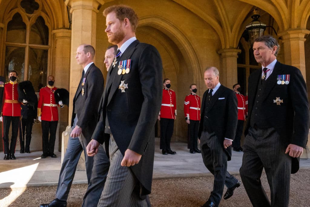 El funeral de Philip, duque de Edimburgo, permitió que 
<b><a href="https://www.univision.com/famosos/william-harry-kate-middleton-juntos-funeral-duque-de-edimburgo-fotos" target="_blank">el príncipe Harry se acercara a su familia</a></b> y fumaran la pipa de la paz tras la crisis que generaron 
<b>las declaraciones que, junto a su esposa Meghan Markle,</b> hizo en entrevista con Oprah Winfrey.