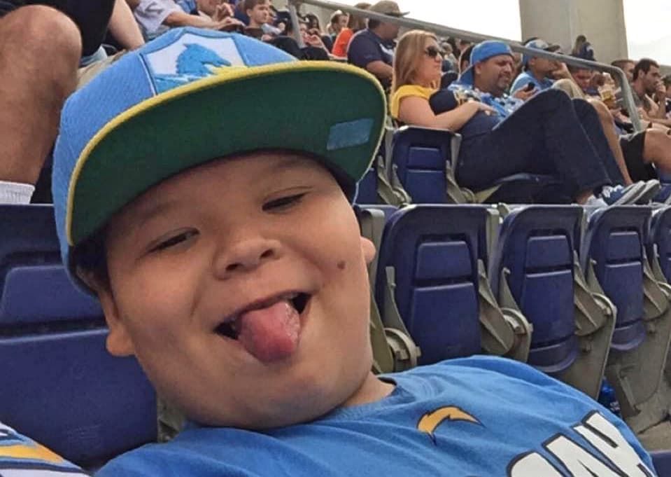 Era fanático de San Diego Chargers.