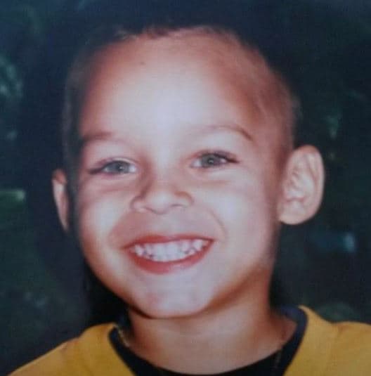 Estamos de fiesta. ¡Brian cumple 16 años!