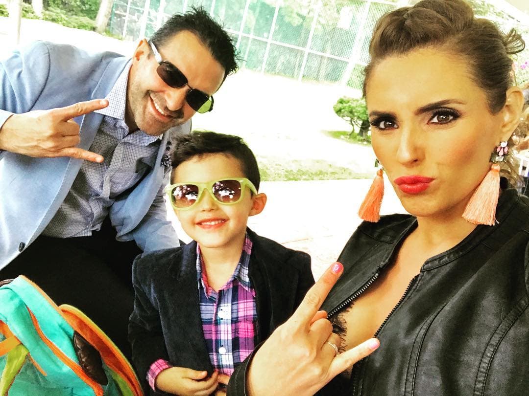 "Los amo! Baby shower Mariano!! Ya estamos listos para conocerte y abrazarte!! #dossemanasomenos", con lo que dejó en claro que su bebé está a punto de nacer.