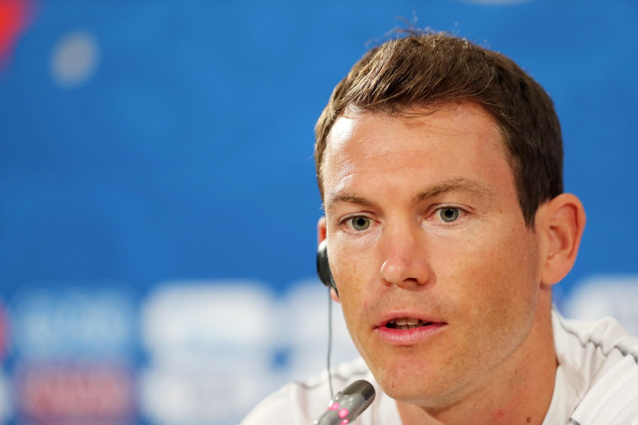 El lateral derecho suizo, Stephan Lichtsteiner, que juega en el Arsenal inglés, aseguró que "es imposible neutralizar a Neymar durante 90 minutos".
