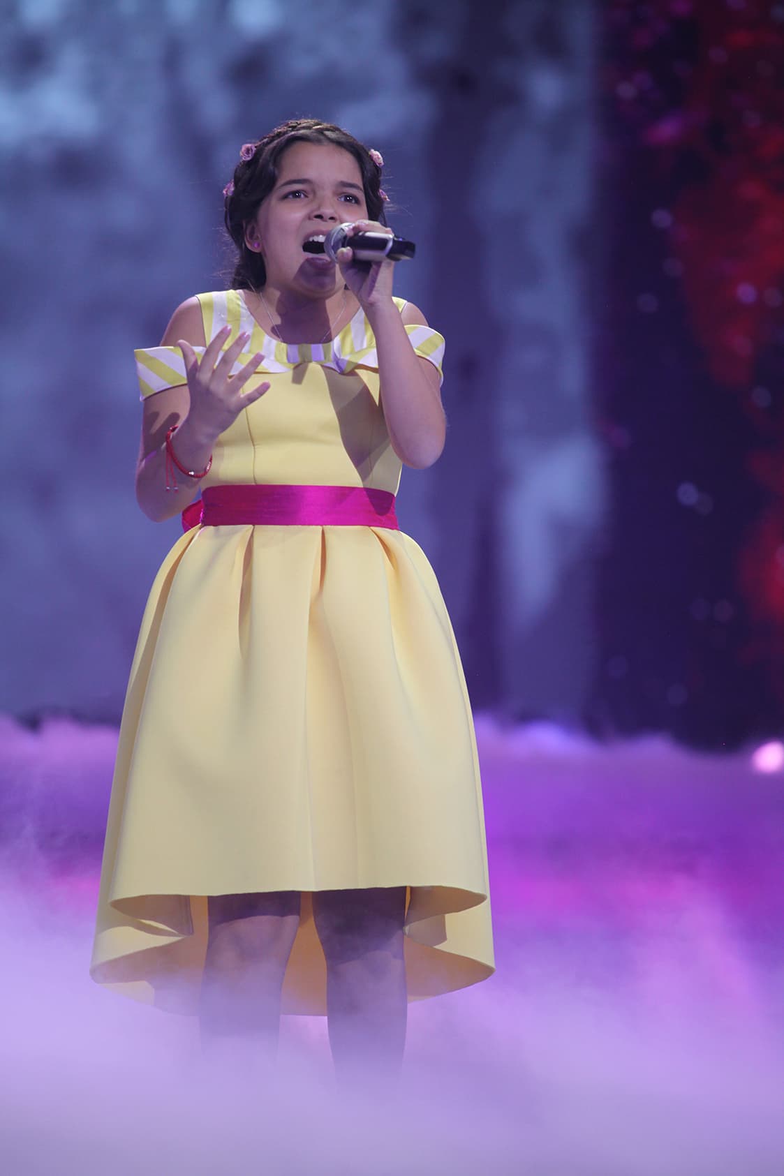 La cantante del escuadrón 'Dana y los súper fashion,' Sofía, representante de Maimi, interpretó el tema 'Aunque sea en otra vida'. La crítica de los jueces no le favoreció,: le pidieron ser más cuidadosa con su voz. Su número la hizo acreedora a una calificación general de 27.5.