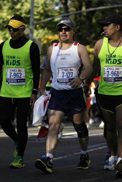 Peña dio el banderazo de salida del maratón desde el puente Verrazano en Staten Island y saludó a los demás competidores junto con el alcalde Michael Bloomberg.