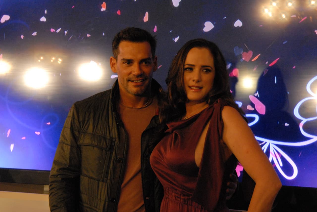 Ahora entendemos por qué; Cristián de la Fuente es su pareja. ¡Qué guapo!