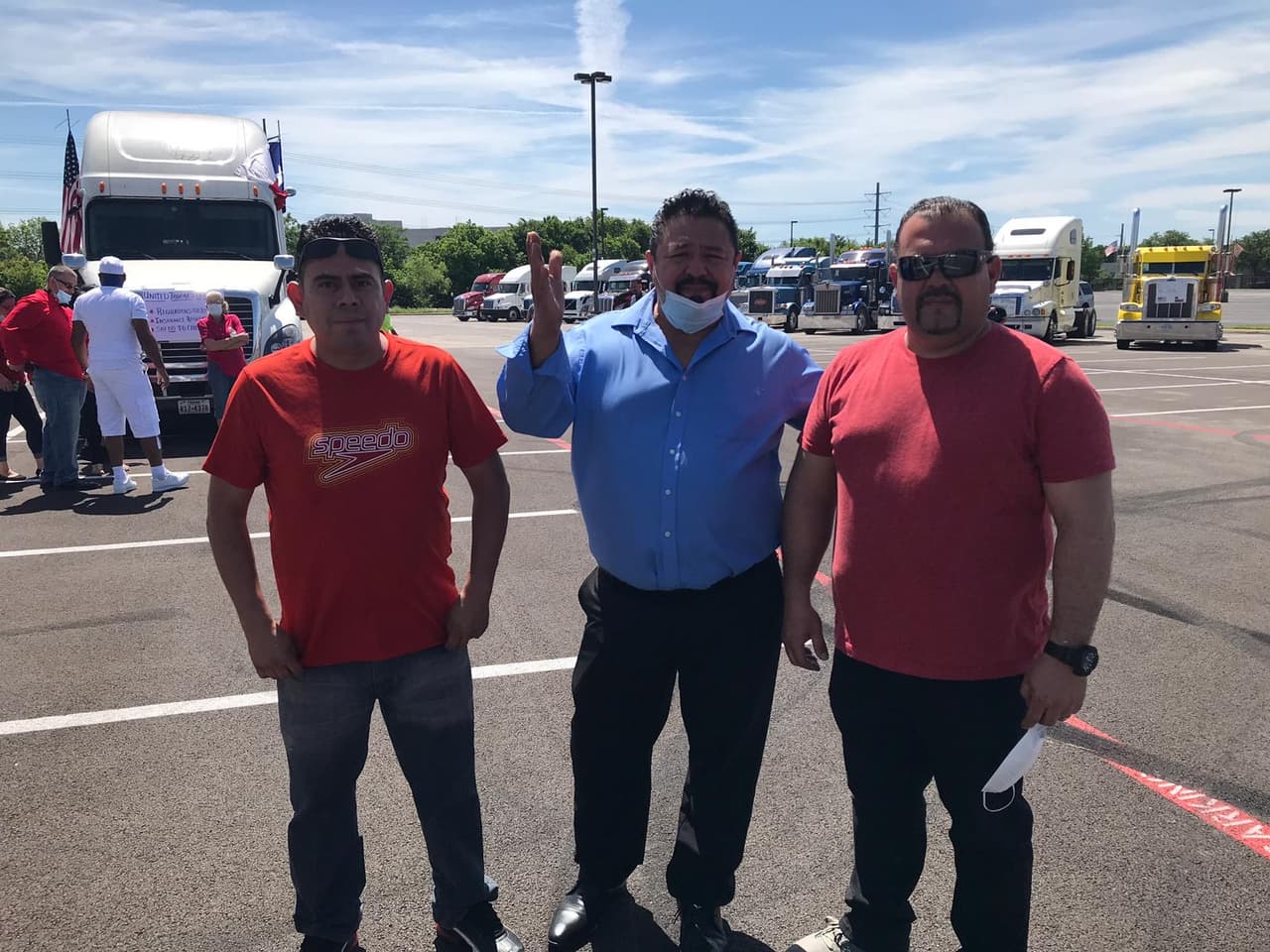 Camioneros piden le regresen sus horas de trabajo