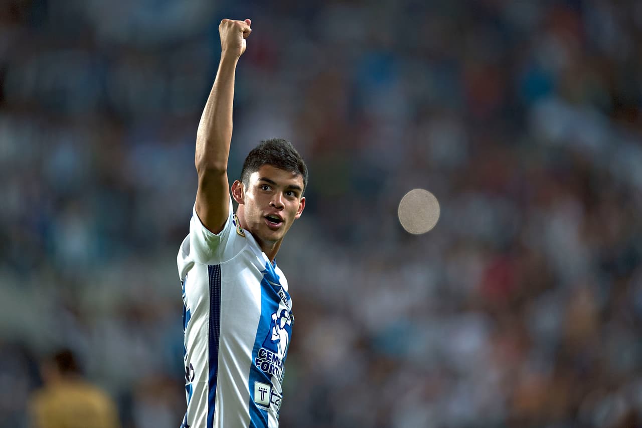 El Pachuca goleó 3-0 a Pumas con doblete del hijo de Miguel Calero 