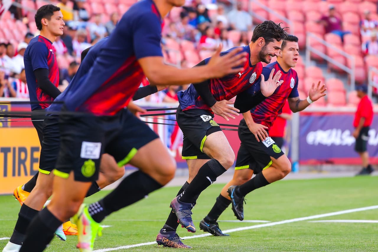 El ‘Pollo’ Briseño abrió el marcador de cabeza al 28’. En la segunda parte llegaría el doblete de JJ Macías, primero al 75’ de penal y al 78’ tras una jugada individual. Santos descontaría al 52’ por medio de Leo Suárez, pero el empate no evitó la caída en Salt Lake City.