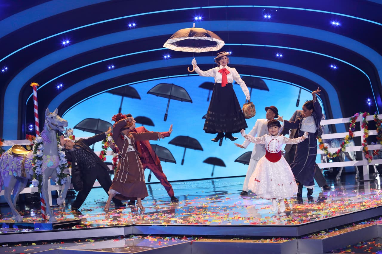 Bianca Marroquín acompañó a Giuliana en este número.