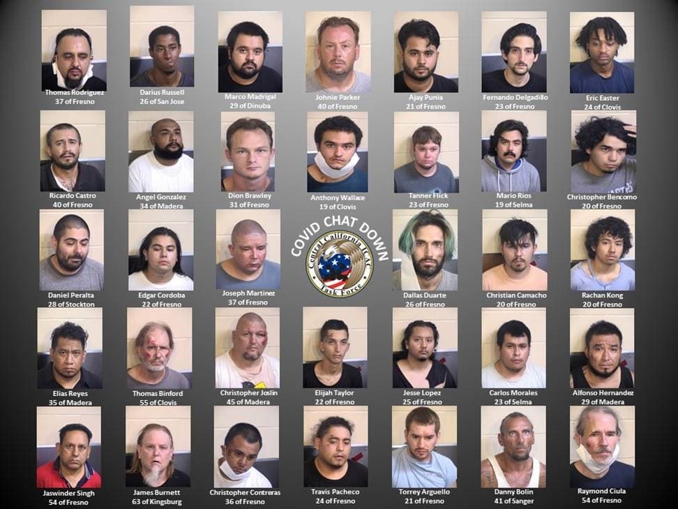 Los 34 detenidos en el operativo Covid Chatdown en Fresno, California.