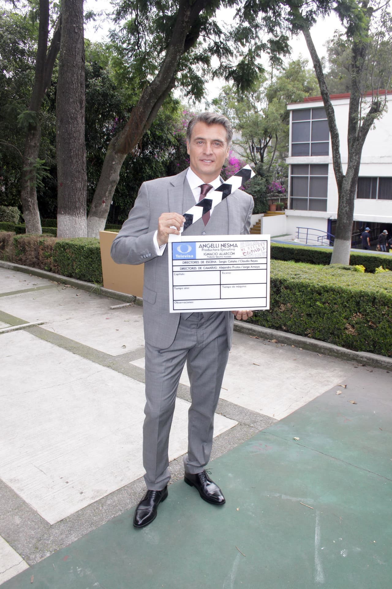 Y tras 7 años de ausencia de las pantallas de Televisa regresa para protagonizar 'Me declaro culpable' junto a 
<b>Mayrín Villanueva</b> y 
<b><a href="http://www.univision.com/temas/daniela-castro">Daniela Castro</a></b>.