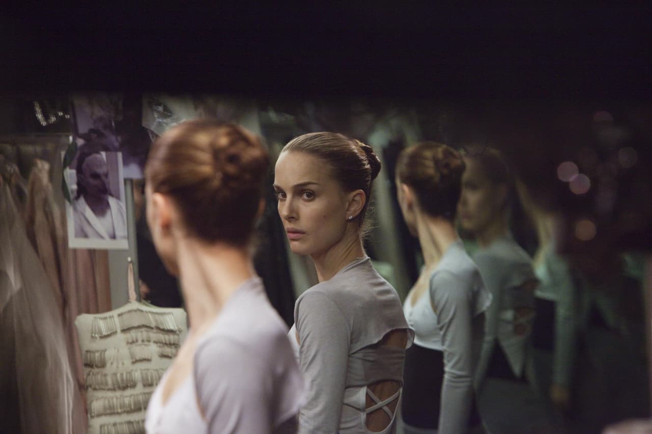 <b>‘Black Swan’</b> (2010)
<br>La actuación de Natalie Portman como Nina Sayers fue una de las más icónicas en la carrera de la actriz porque le ayudó a obtener un Globo de Oro, un premio SAG y el premio Oscar (todos ellos en la categoría de Mejor Actriz).