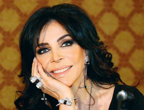 A pesar de haber estado alejada de los medios durante varios años, en 2016 Verónica Castro regresó para quedarse y continuar escribiendo su historia en la actuación.