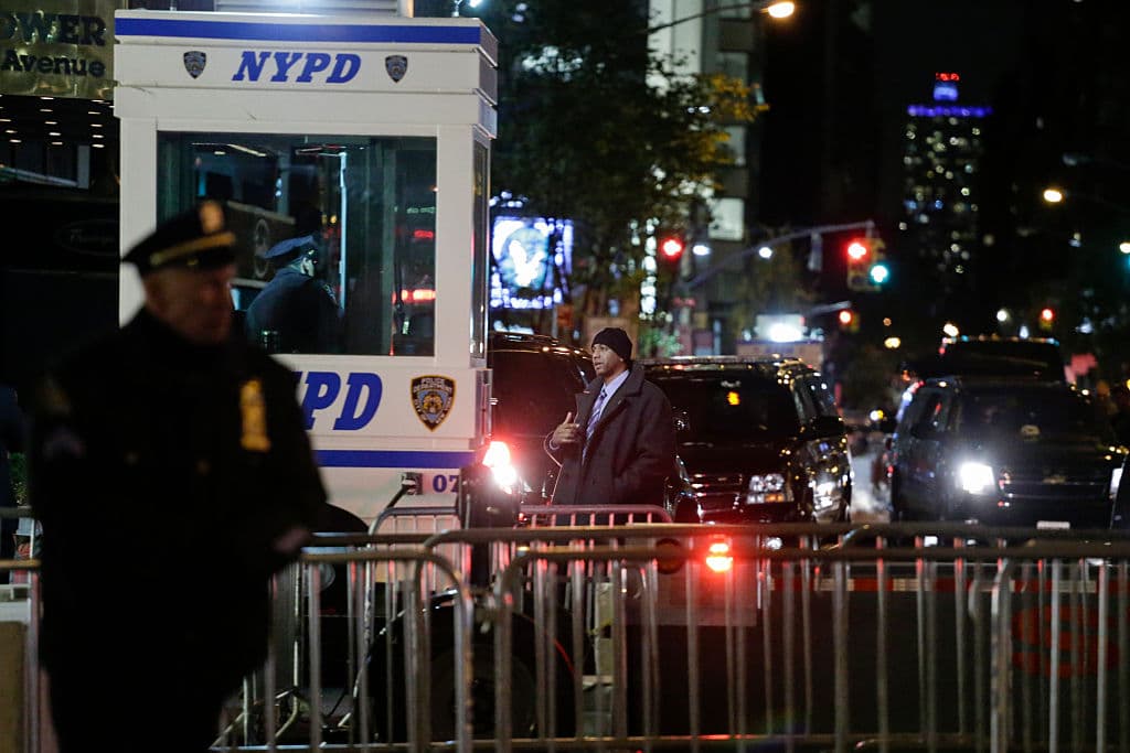 Alcalde de Nueva York reclama 35 millones de dólares por la seguridad de la Torre Trump