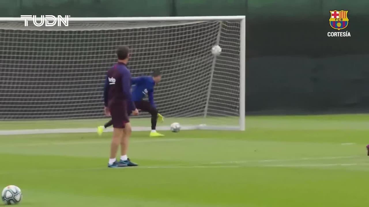 Messi destaca en la promoción de la nueva camiseta del Barcelona