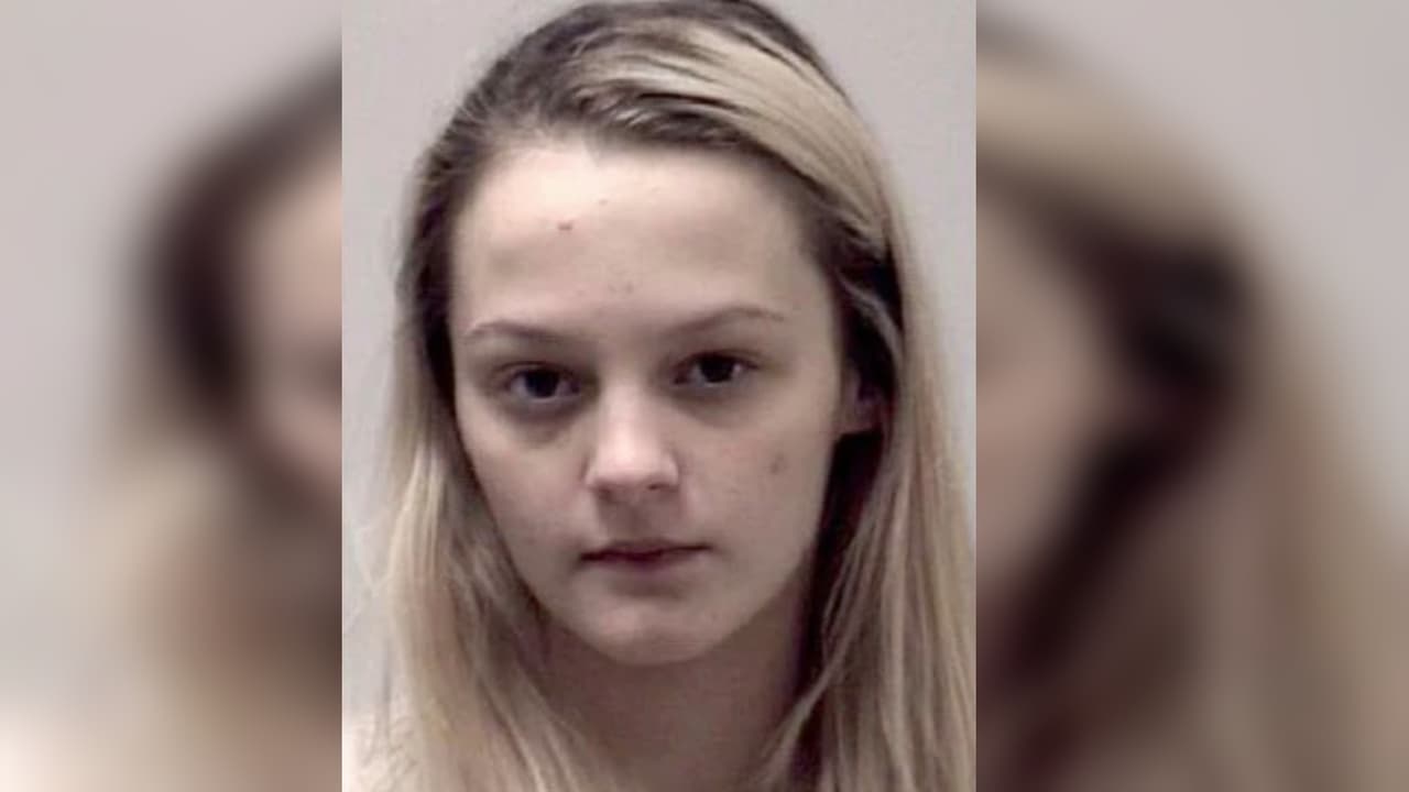 "¿Dónde está mi biblia?": Una madre es acusada de asesinar a sus tres hijos menores por un presunto ritual con la muerte