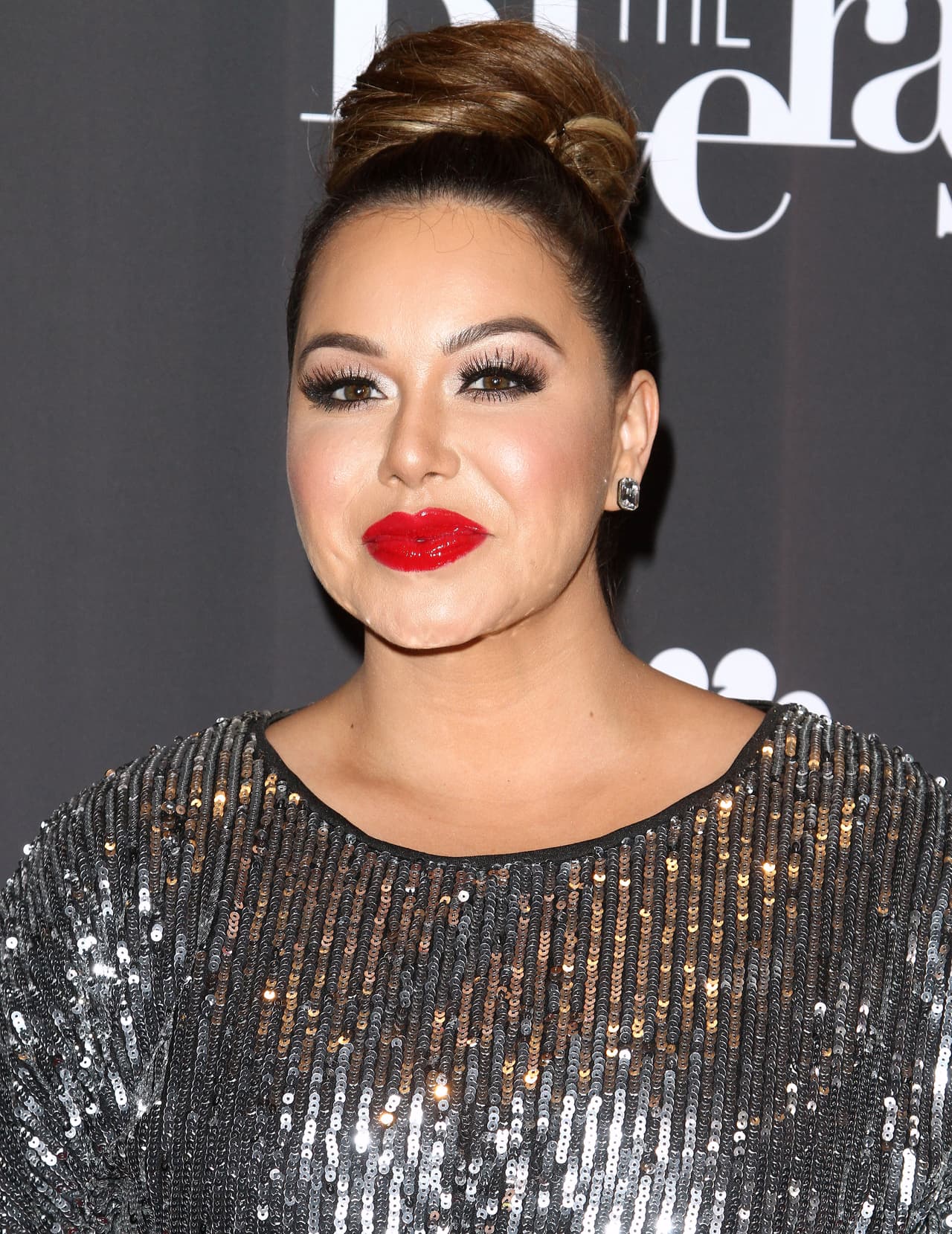 "Chiquis quiso presentarle mucha evidencia y no la quiso escuchar", narró Rosie Rivera en abril de 2017 durante el especial 'Hablando claro'. En la familia Rivera siempre estuvieron convencidos de que Loaiza no engañó a Jenni con Chiquis, pero ella no les creyó.