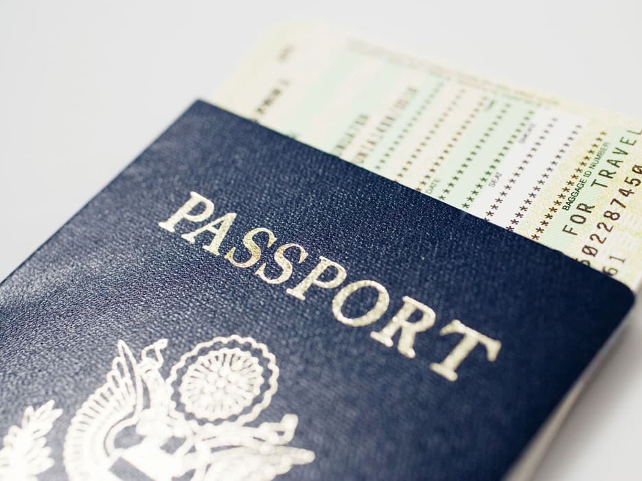 Dan marcha atrás con la propuesta de permitir a Marco Rubio revocar pasaportes estadounidenses