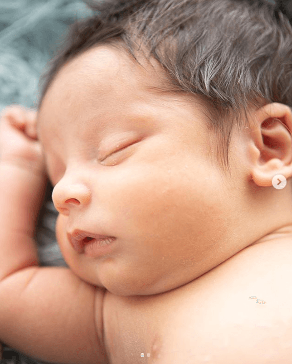 El pequeño solo estuvo unos días en casa y volvió a ser internado después de que le diagnosticaron meningitis a causa de una bacteria.
<br>