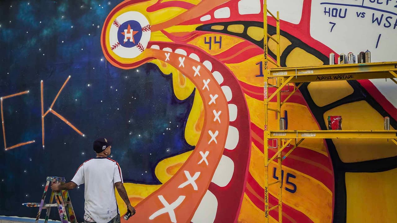 "Take it back" la frase que ha acompañado al equipo durante la post temporada y que se encuentra a un juego de ser los campeones de la Serie Mundial.
<br>