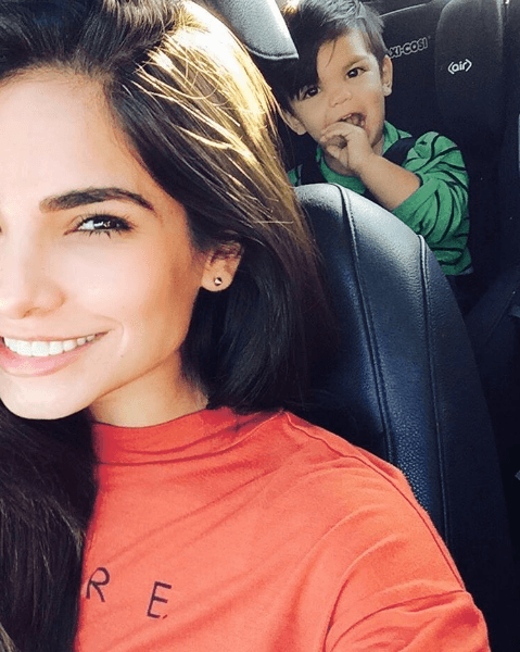 Ale también nos ha mostrado que es la mejor al volante si de trasladar a Matteo se trata.