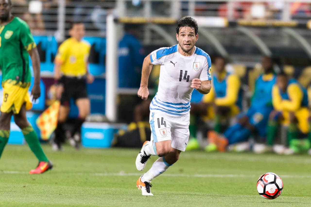 Figura inconfundible: Nicolás Lodeiro luciendo 'la Celeste' de Uruguay.
<br>