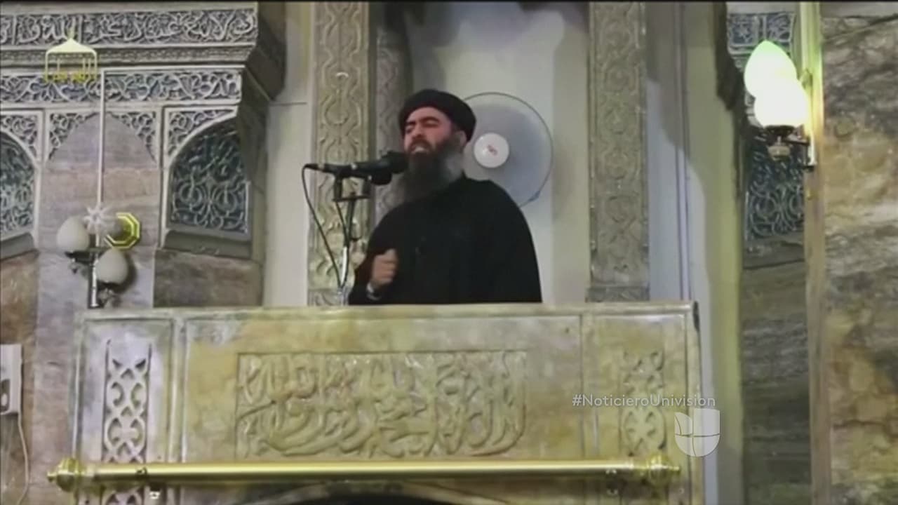 El líder del grupo Estado Islámico abandona su bastión en Mosul y huye al desierto