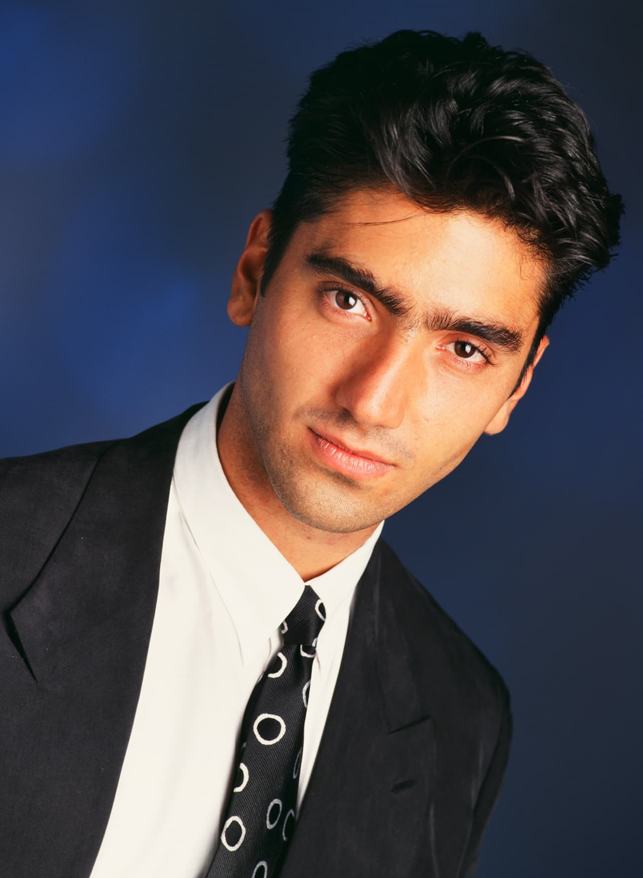 Alejandro Fernández Abarca nació en Guadalajara, Jalisco, 24 de abril de 1971.