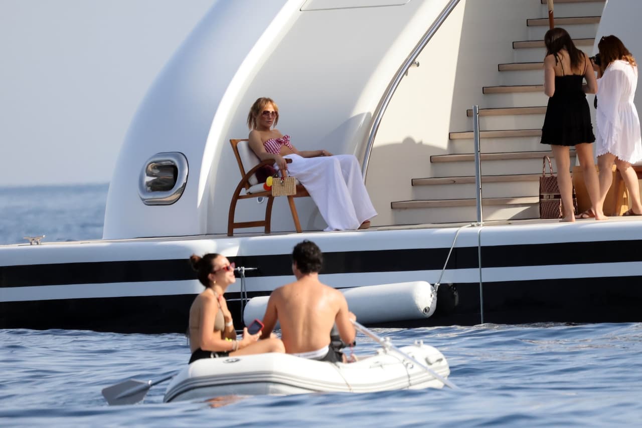 En esta ocasión las estrellas de Hollywood decidieron 
<b>no refrescarse en el agua</b>.
<br>