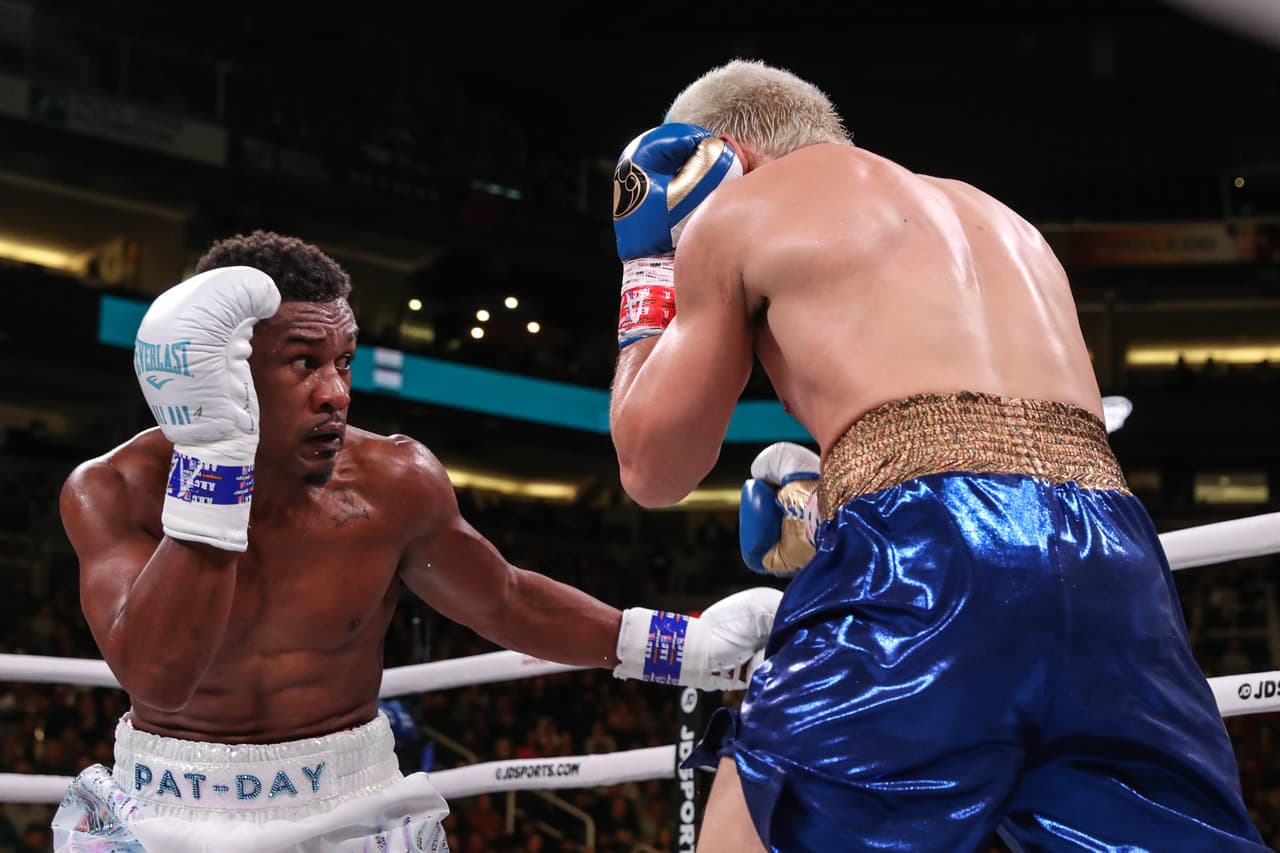 Julio César Chávez Jr vs Daniel Jacobs