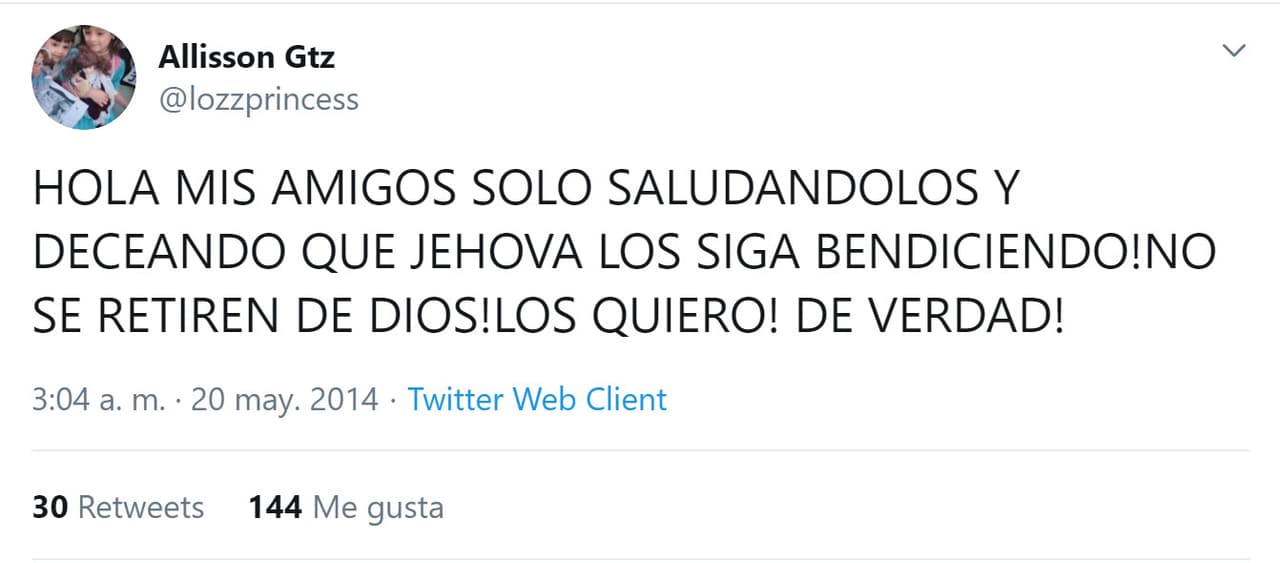 <b><a href="https://twitter.com/lozzprincess/status/468663426152022017" target="_blank">En otros mensajes</a></b> también ha expresado su devoción y ha pedido a sus seguidores que no se alejen de la fe: "Hola mis amigos, solo saludándolos y deseando que Jehová los siga bendiciendo. 
<b>¡No se retiren de Dios!</b> ¡Los quiero, de verdad!". 
<br>
