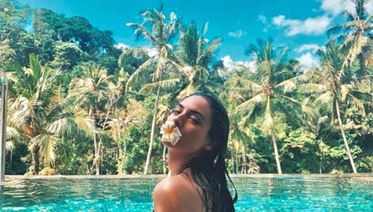 Y de España viajó a Indonesia, donde la está pasando fenomenal, a juzgar por las fotos y los videos que comparte 
<b><a href="https://www.instagram.com/anabreco/" target="_blank">a través de su cuenta de Instagram</a></b>.