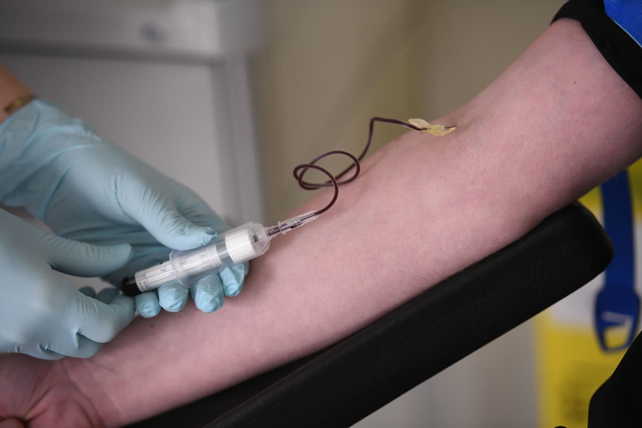 El tratamiento de restitución, sea preventivo o a demanda, se puede realizar en el hogar del paciente.
<b>Padres y madres también pueden aprender a aplicarlo a sus hijos en casa</b>.