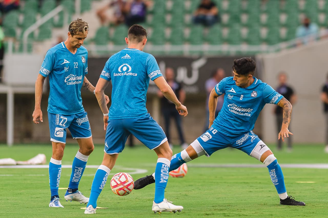 Puebla inauguró la Jornada 1 del Apertura 2022 con goleada en El Kraken ante Mazatlán FC. Los autores de los goles poblanos fueron Romero, Aristeguieta, Barragán y Escoto. Mientras que de parte de los locales, Eduardo Bello logró el tanto de la honra.