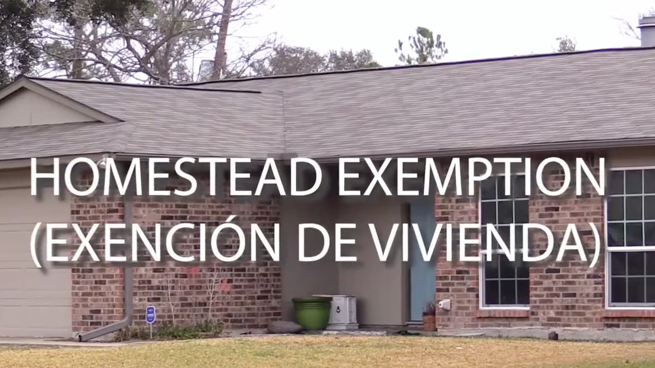 Los dueños de vivienda saben que mantener una casa cuesta harto dinero y que hay gastos inevitables como los impuestos prediales que pueden fluctuar cada año dependiendo del aprecio de la casa. Pero, en Texas, los propietarios tienen un alivio llamado “Homestead Exemption” o exención de vivienda.