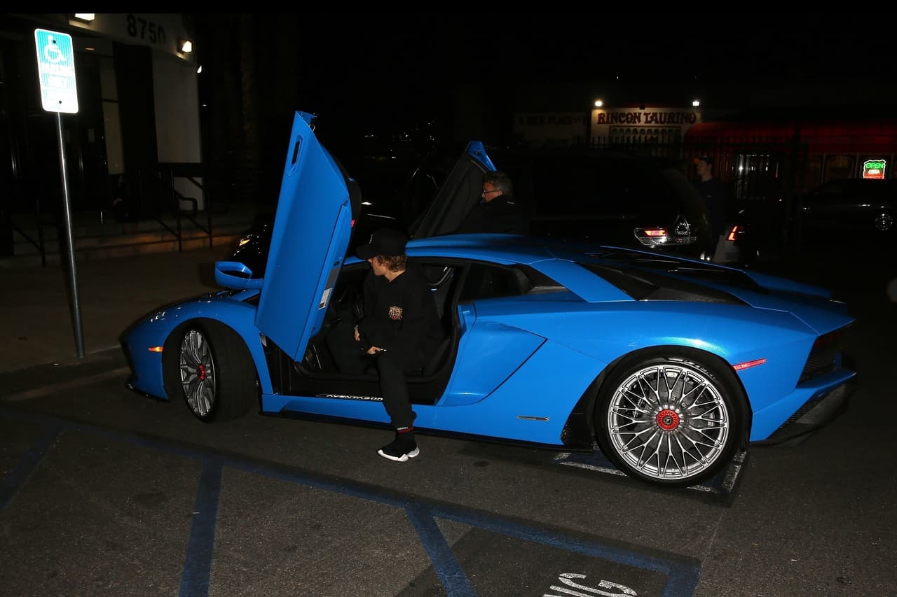 Fue a partir de febrero que Justin se dejó ver a bordo de este deportivo de 
<b>740 caballos de fuerza</b> y aceleración de 0 a 60 mph de 2.9 segundos.