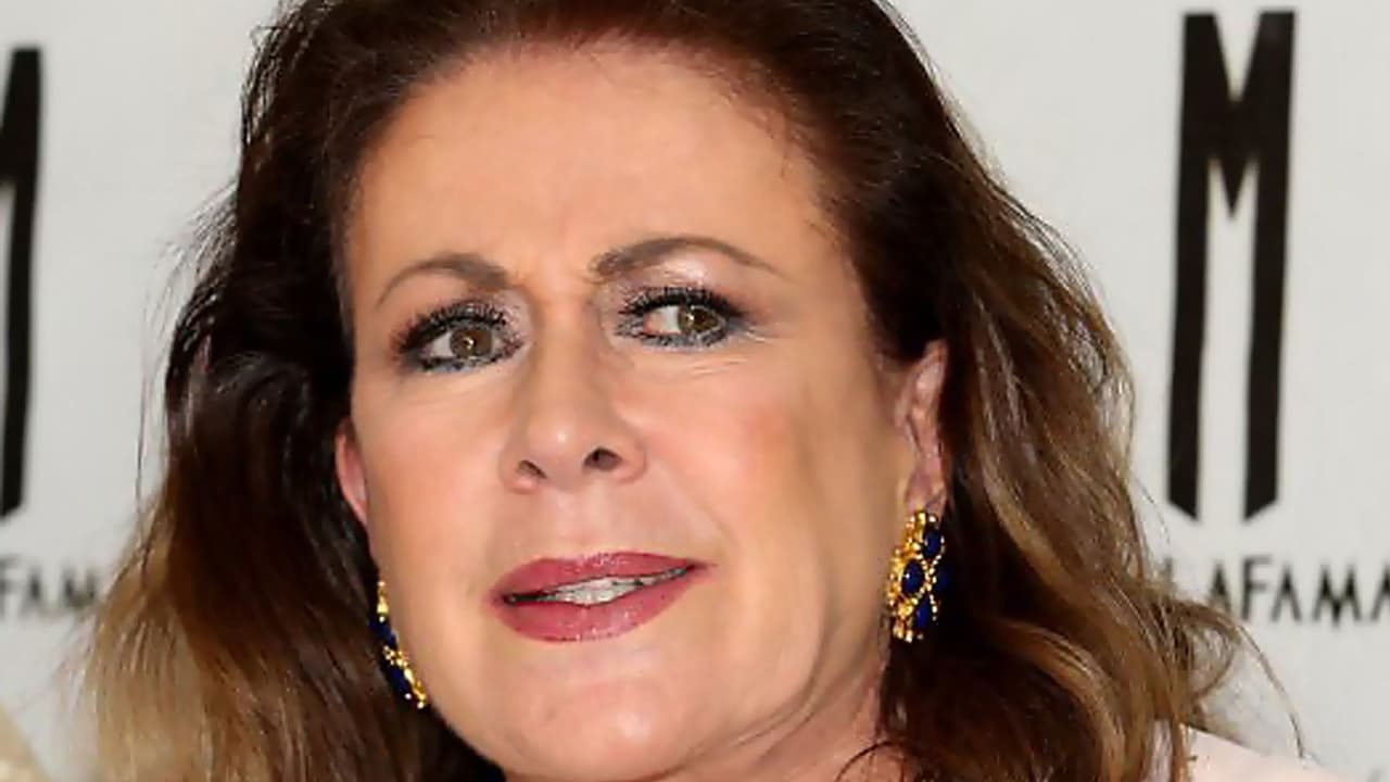 Desde el viernes 29 de enero, familiares de los adultos mayores que residían en la casa de retiro donde supuestamente descuidaron y maltrataron a la también abuela de Thalía dijeron que 
<b><a href="https://www.univision.com/famosos/laura-zapata-amenaza-demanda-peligro-residentes-asilo-abuela-fotos" target="_blank">podrían demandar a Laura Zapata </a></b>por los daños ocasionados por el cierre del recinto.
<br>