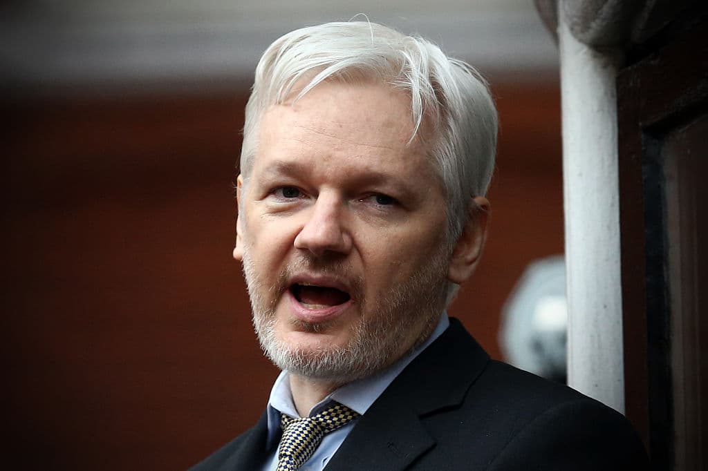 La venganza de Assange: ¿podría apartar WikiLeaks a Hillary Clinton de la Casa Blanca?