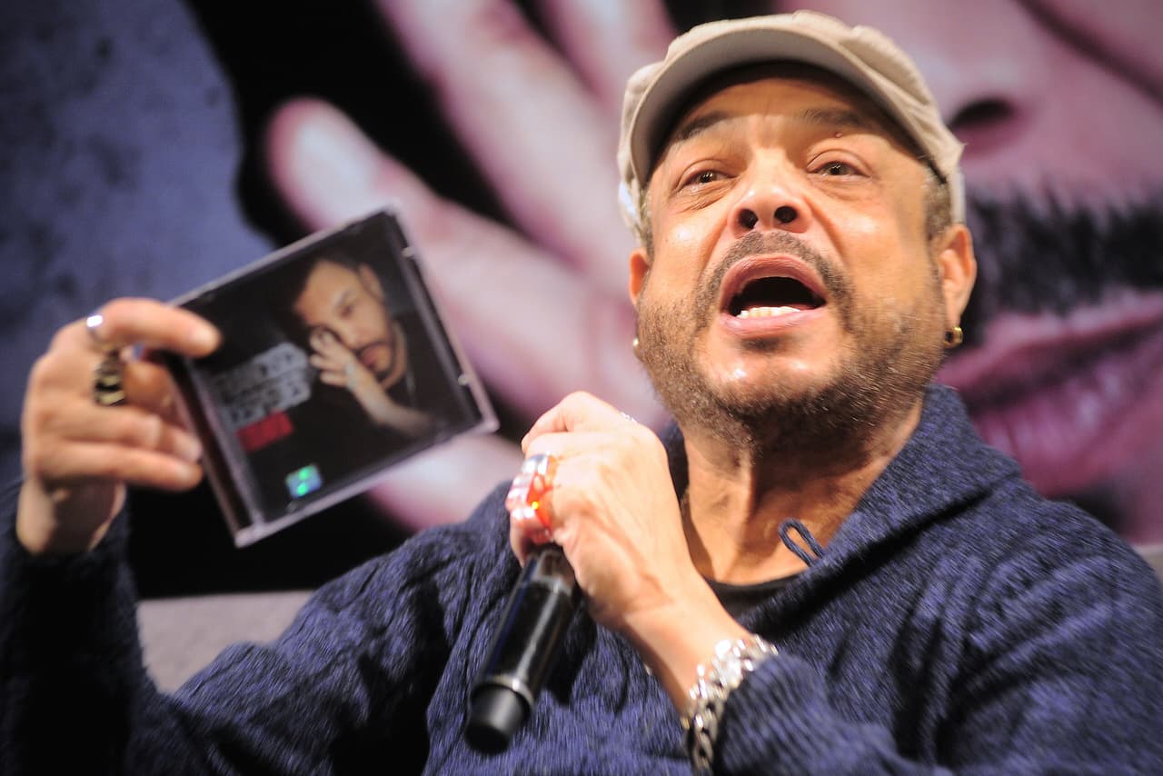 "Estoy muy delgado, creo que me estoy muriendo", dijo con humor y continuó "percances es algo que tiene todo mundo, cualquiera tiene un percance si no imagínate tú, seríamos como biónicos ¿no?", añadió Cespedes.