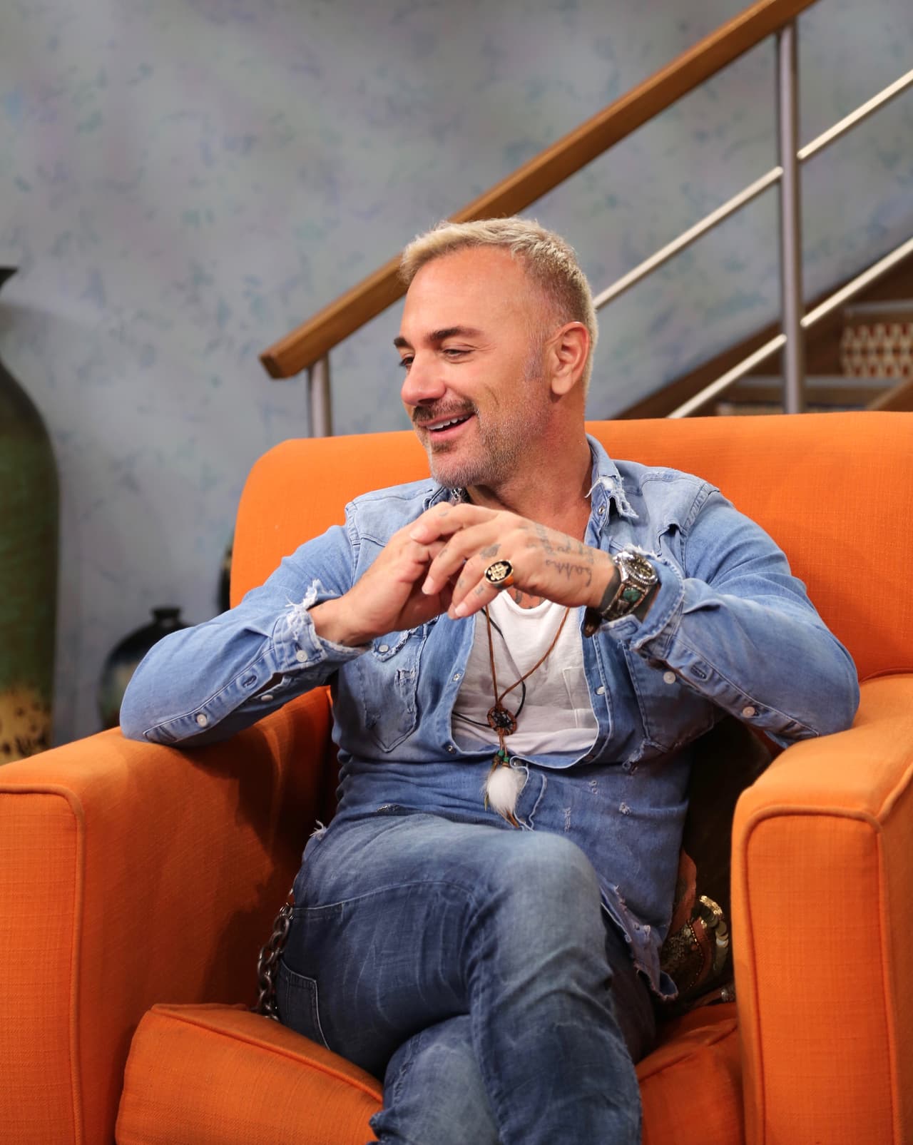 Gianluca Vacchi dijo que entiende muy bien nuestro idioma y mucho tiene que ver su novia latina.