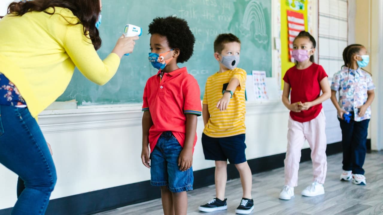 Nueva política de mascarillas entra en vigencia en el Distrito Escolar de Filadelfia