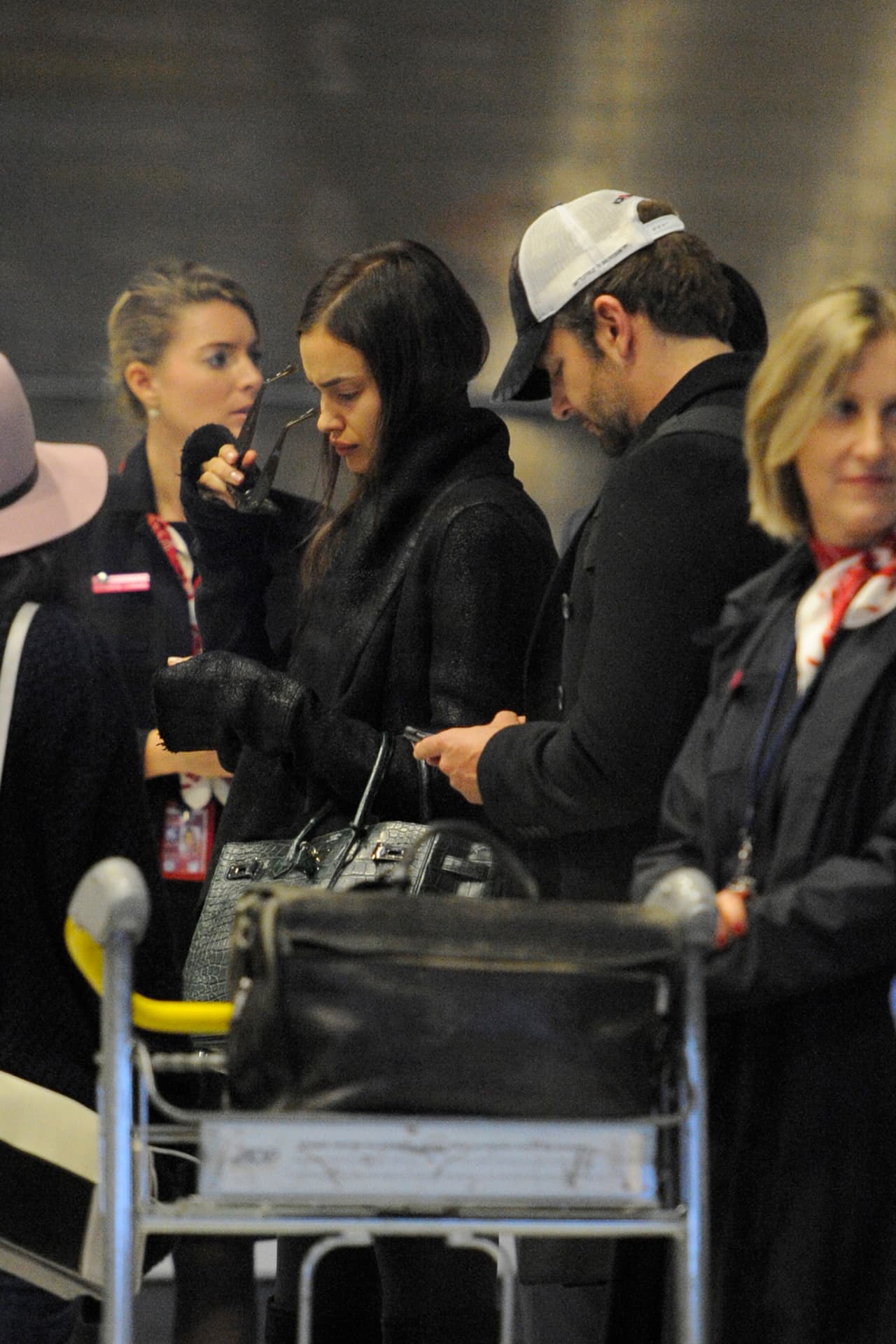 El romance de Irina y Bradley sigue "viento en popa". Esta vez arribaron en París para disfrutar de su amor en la 'Ciudad de la Luz'.