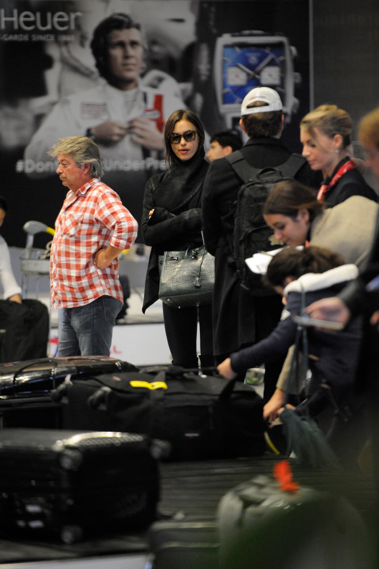 El romance de Irina y Bradley sigue "viento en popa". Esta vez arribaron en París para disfrutar de su amor en la 'Ciudad de la Luz'.