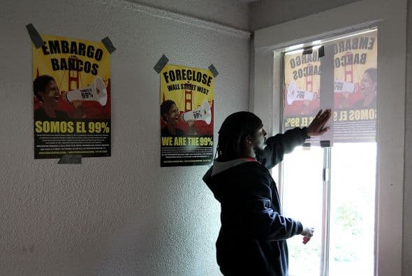 Ahora ella y su esposo afirman: "Nosotros queremos pagar, pero el banco quiere la casa. No entiendo", declararon para La Opinión.