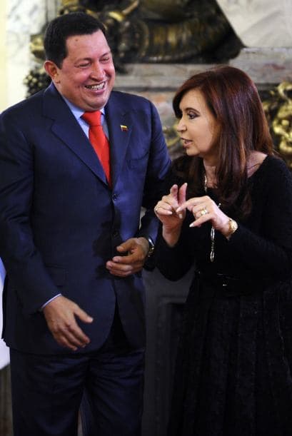 Chavéz será galardonado por la la Universidad Nacional de La Plata, con el Premio Rodolfo Walsh. El reconocimiento es entregado a los líderes Latinoamericanos por su compromiso incuestionable y auténtico en afianzar la libertad de los pueblos.